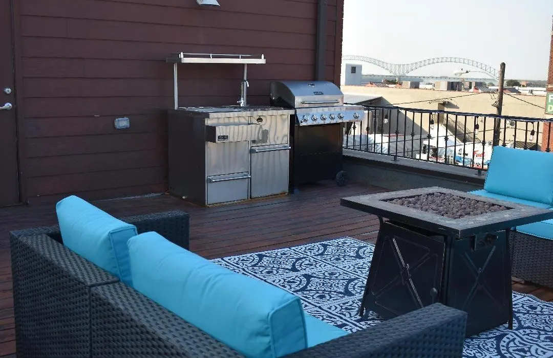 3 Blocks To Beale, 4B 6B, Garage, Roof Top Deck, Hot Tub, View, Sleeps 18-1