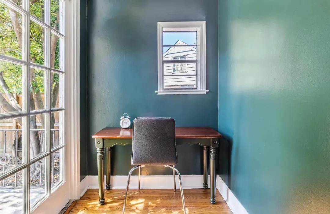 *New* Charming Memphis Bungalow Near Cooper Young-1