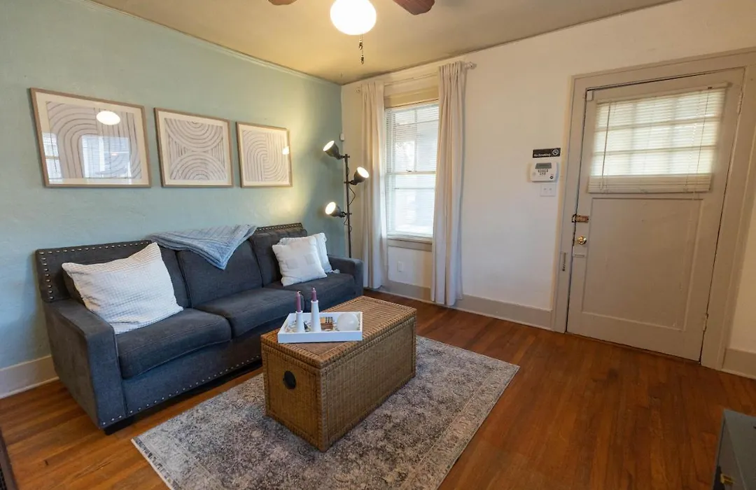 Historic Revival Midtown Memphis Duplex 64 Yes Pets Fast Wifi Free Parking-1