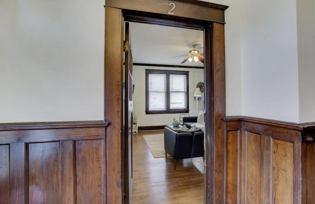 1900'S Historic Getaway - Prime Midtown Location!-1