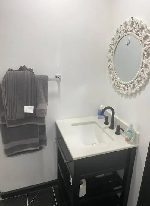 Charming Studio Apartment-1