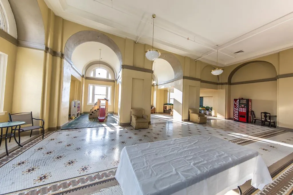 Exchange Suites At Court Square-1
