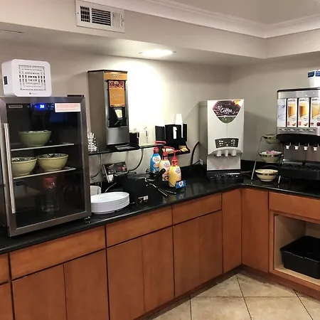 Econolodge Downtown Memphis Best Rate-3