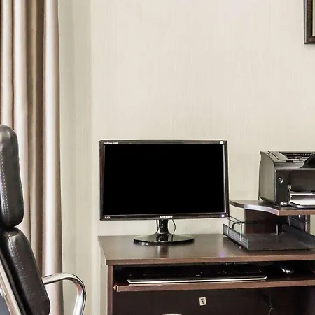 Quality Suites Memphis/ Wolfchase Galleria-3