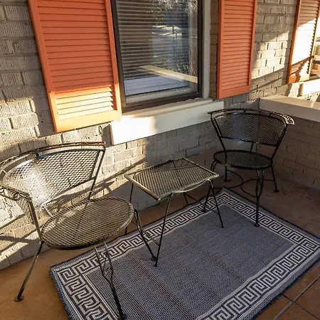 Historic Revival King Bed Midtown Memphis 68 Yes Pets Fast Wifi Free Parking-3