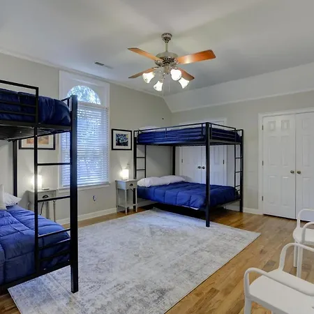 Comfort & Coziness 2Br W Bonus Room - Midtown Soul-3
