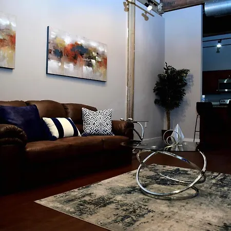 Luxury Downtown Memphis Loft-2