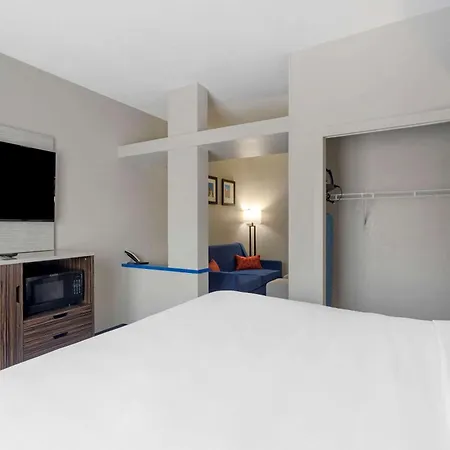 Comfort Inn & Suites Memphis East-3
