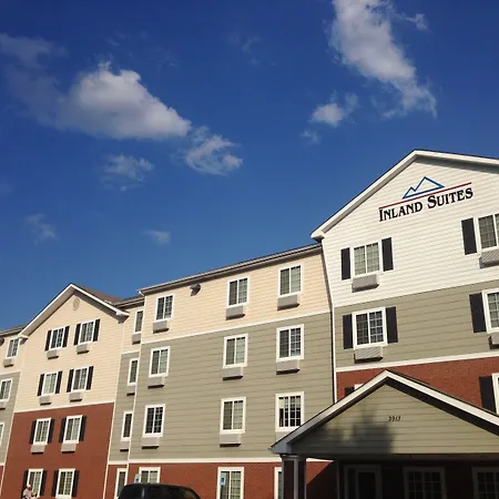 Inland Suites Lamar-3