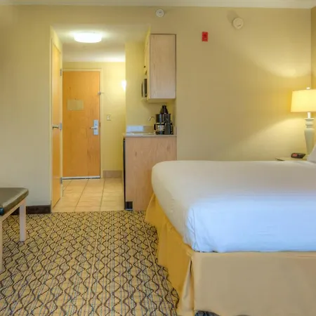 Holiday Inn Express Hotel & Suites Memphis Southwind By Ihg-3