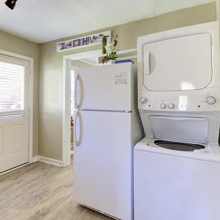 Peaceful Retreat In Gated Midtown Community-3
