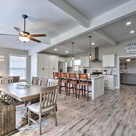 Modern Memphis Home With Yard - 4 Mi To Shelby Farms-2
